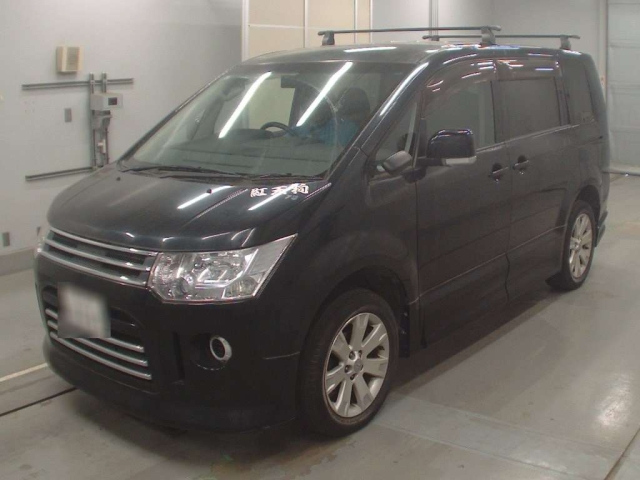 MITSUBISHI DELICA D5 2007
