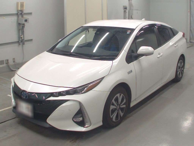 TOYOTA PRIUS PHV 2020