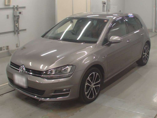 VOLKSWAGEN GOLF 2014