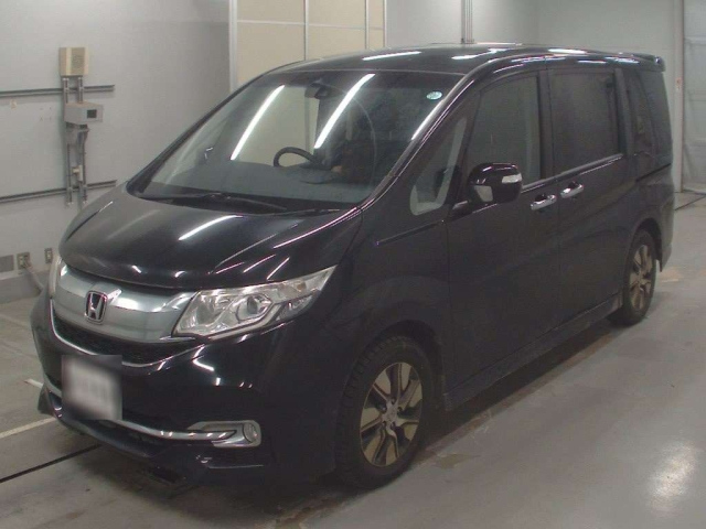 HONDA STEP WAGON 2015