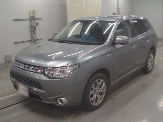 MITSUBISHI OUTLANDER PHEV