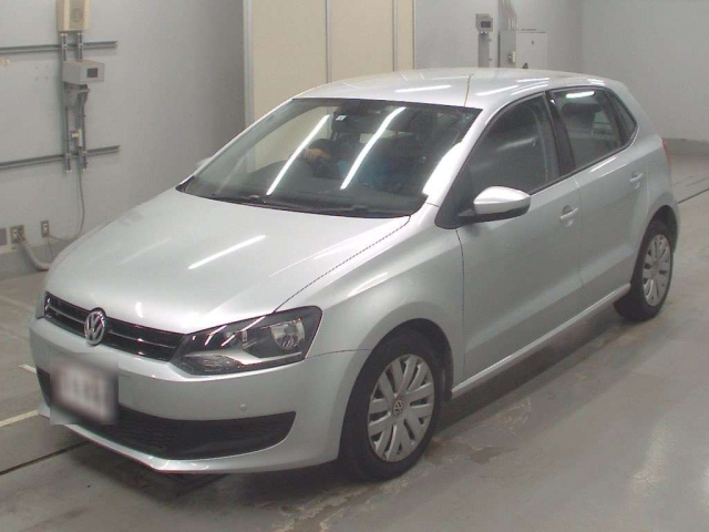 VOLKSWAGEN POLO 2014