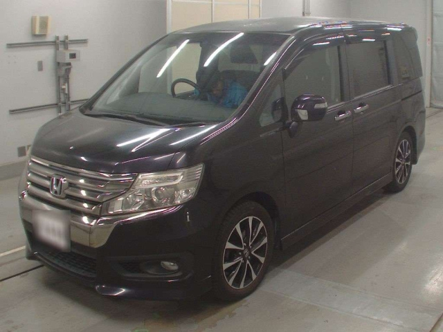 HONDA STEP WAGON 2012