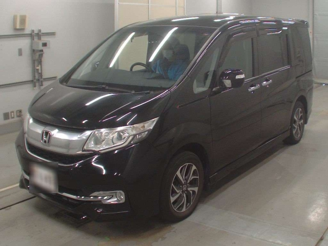 HONDA STEP WAGON 2016