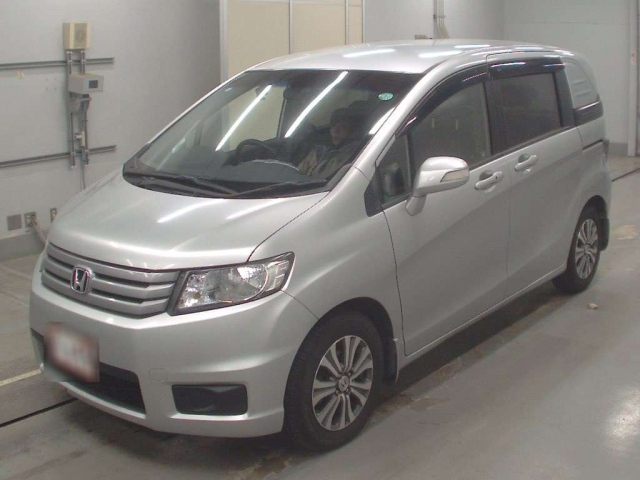 HONDA FREED 2012