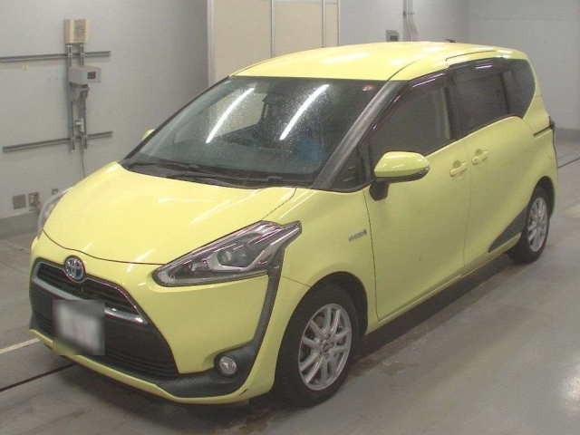 TOYOTA SIENTA 2016