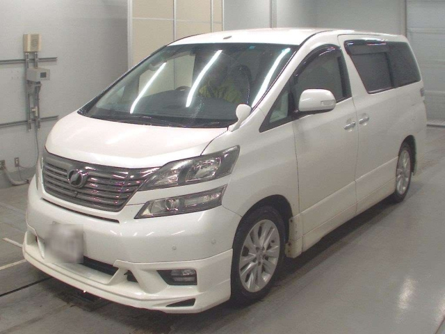 TOYOTA VELLFIRE 2010