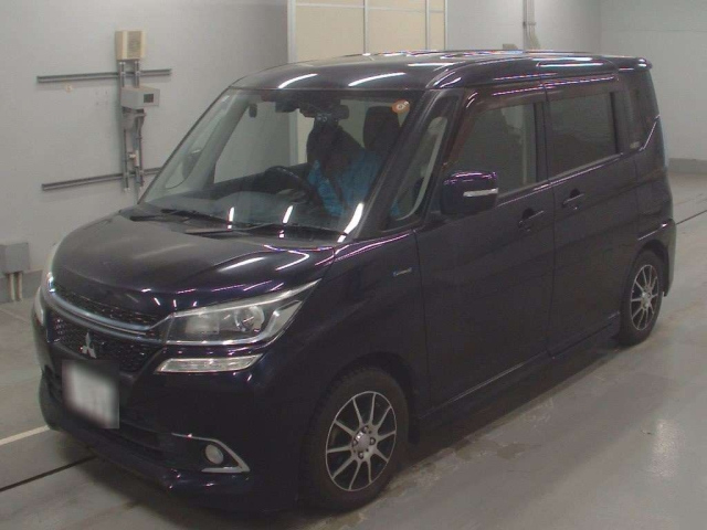 MITSUBISHI DELICA D2
