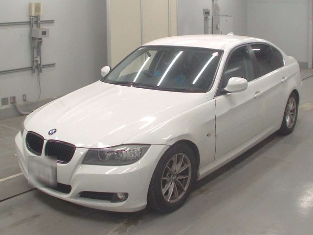 BMW 3 SERIES 2010