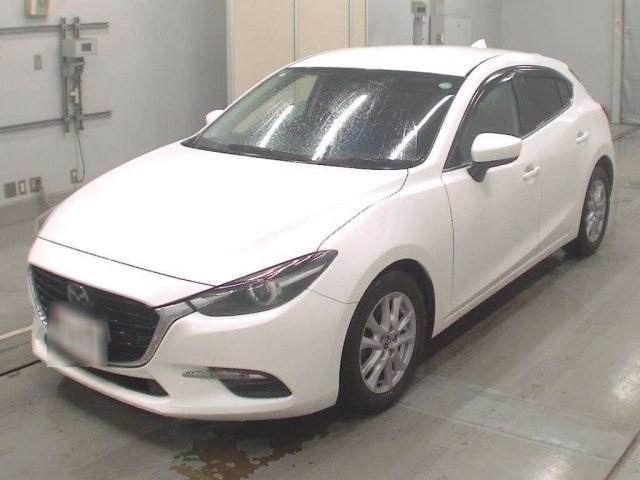 MAZDA AXELA 2016