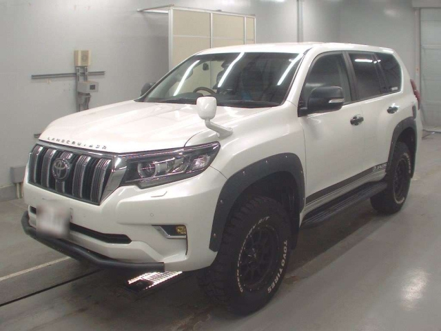 TOYOTA LAND CRUISER PRADO 2019