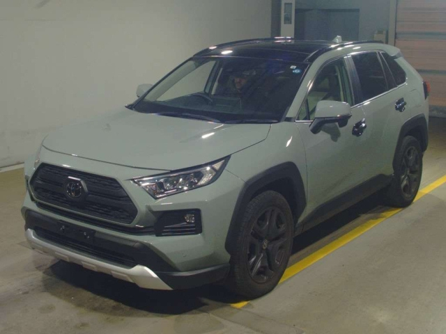 TOYOTA RAV4