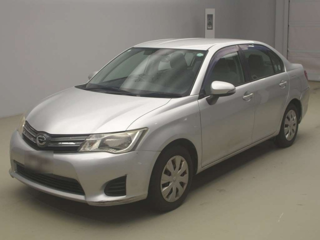 TOYOTA COROLLA AXIO 2013