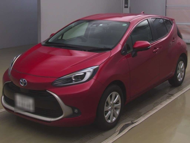 TOYOTA AQUA 2023