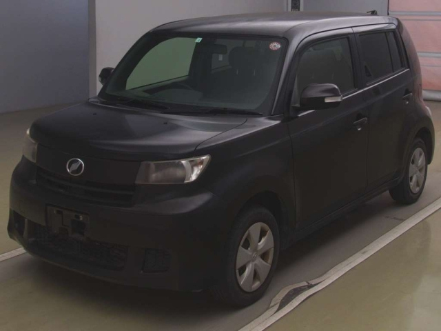 TOYOTA BB 2013