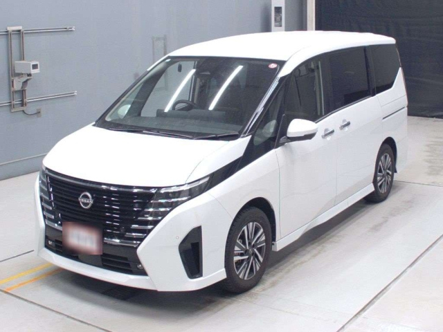 NISSAN SERENA 2023