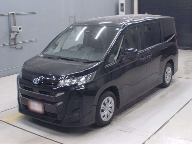 TOYOTA NOAH 2022