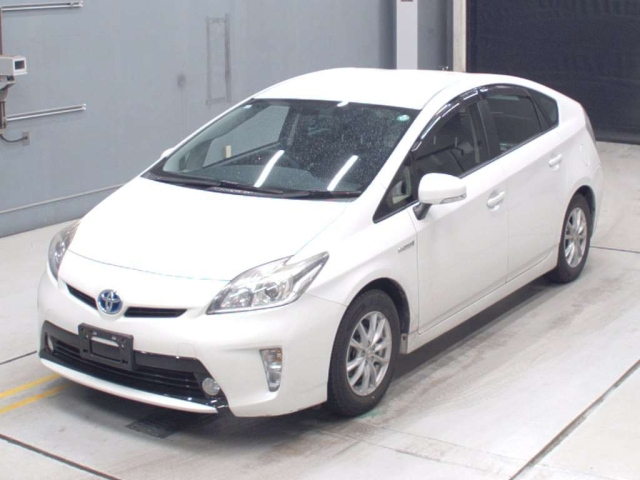 TOYOTA PRIUS 2013