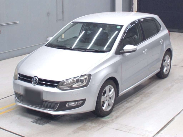 VOLKSWAGEN POLO 2012