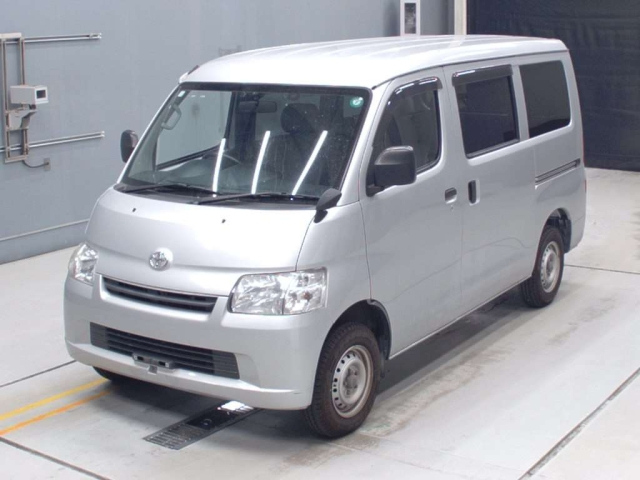 TOYOTA TOWN ACE VAN 2018
