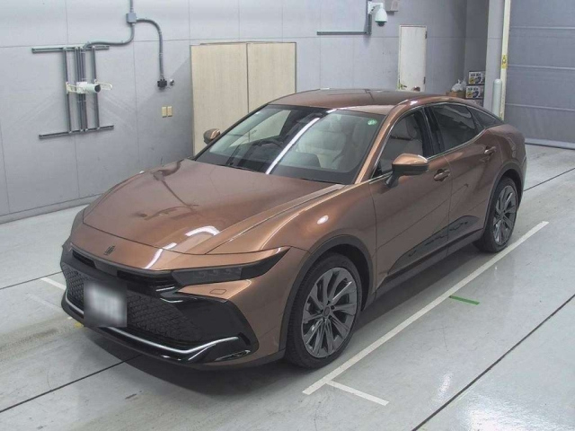 TOYOTA CROWN CROSSOVER