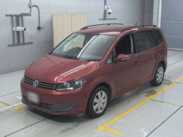 VOLKSWAGEN GOLF TOURAN