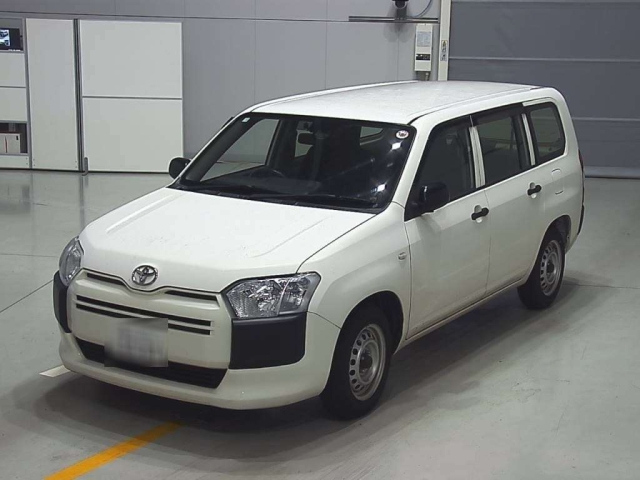 TOYOTA PROBOX 2018