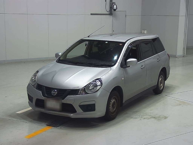 NISSAN AD 2019