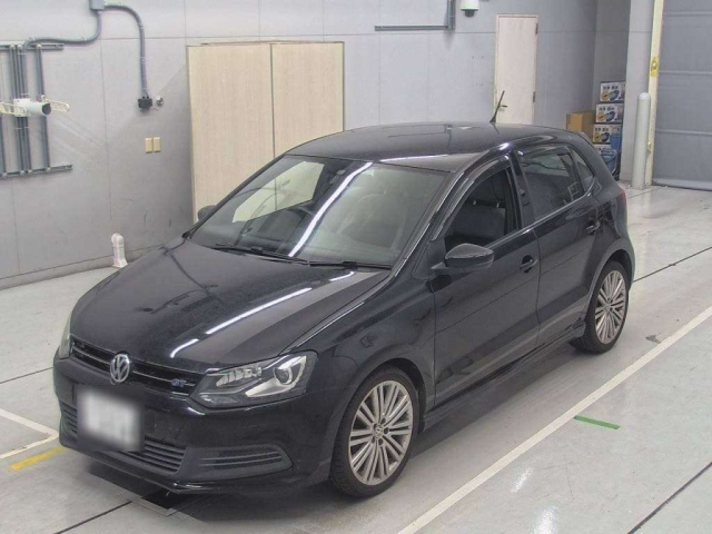 VOLKSWAGEN POLO 2014