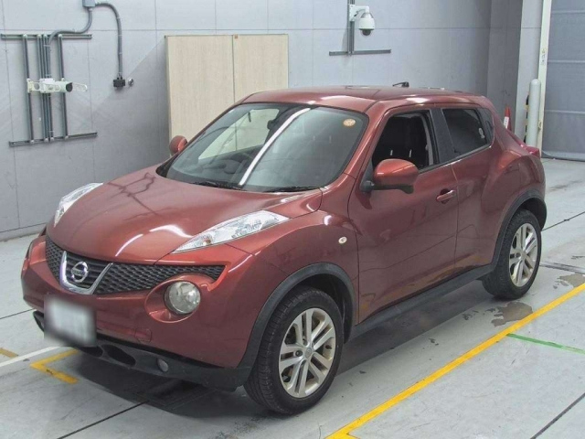 NISSAN JUKE 2011