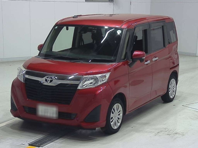 TOYOTA ROOMY 2017
