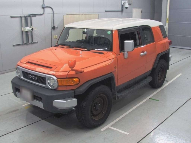 TOYOTA FJ CRUISER