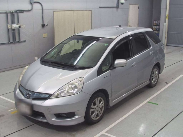 HONDA FIT SHUTTLE 2013