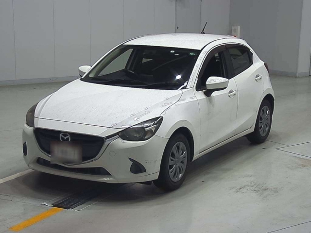 MAZDA DEMIO 2016