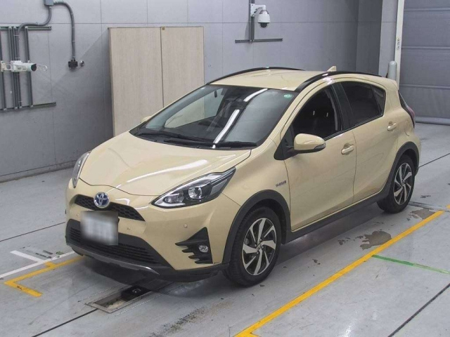 TOYOTA AQUA 2018