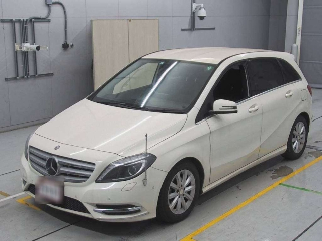 MERCEDES BENZ B CLASS 2013