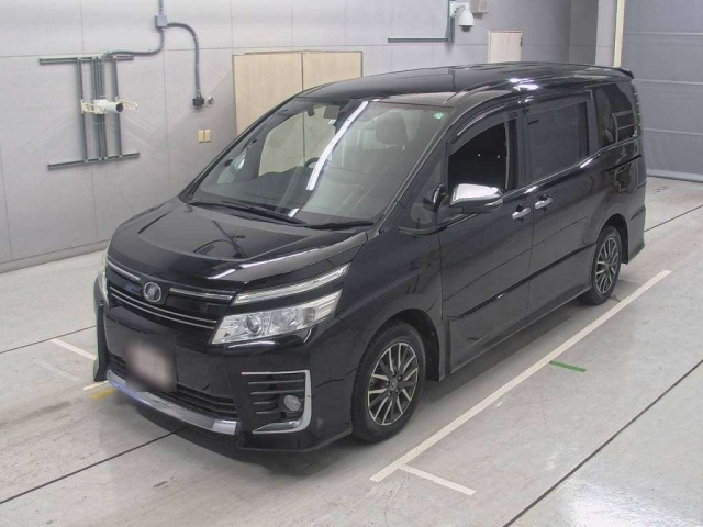 TOYOTA VOXY 2016