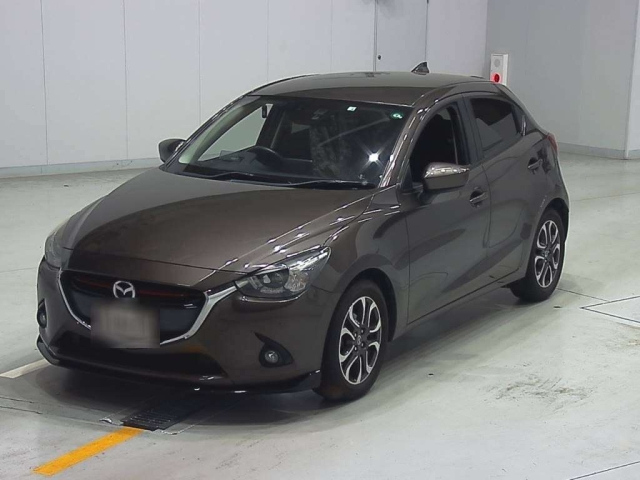 MAZDA DEMIO 2016
