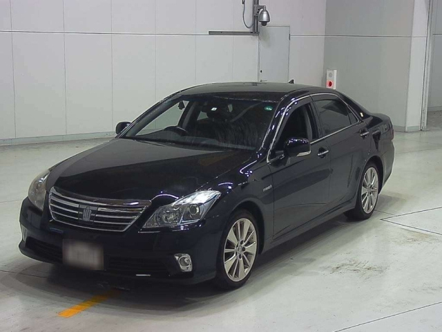 TOYOTA CROWN 2010