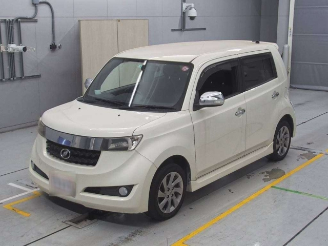 TOYOTA BB