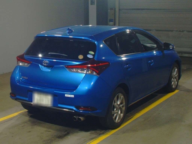 TOYOTA AURIS 2015