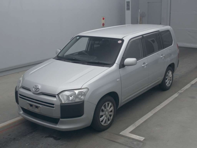 TOYOTA SUCCEED 2017