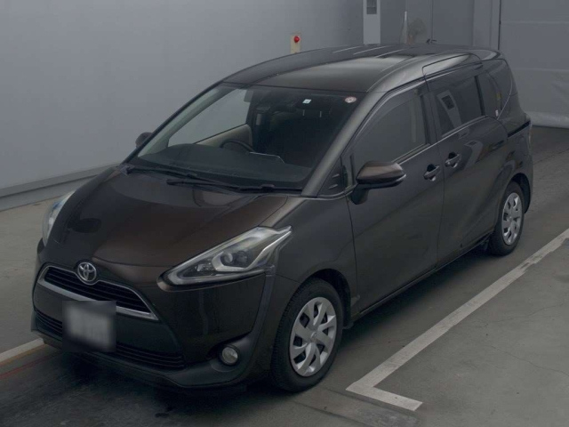 TOYOTA SIENTA 2016