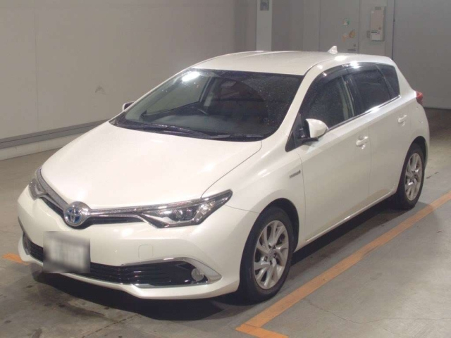 TOYOTA AURIS 2016