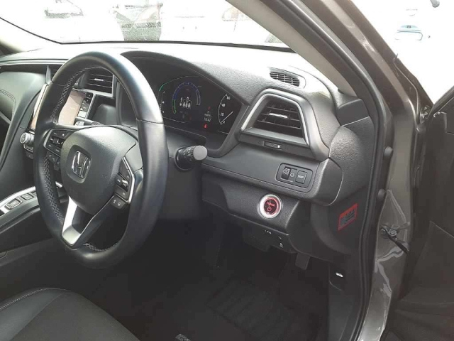 HONDA INSIGHT 2021