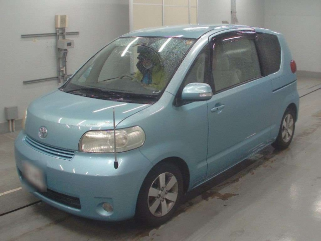 TOYOTA PORTE