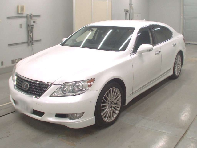LEXUS LS 2012