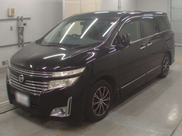 NISSAN ELGRAND 2011