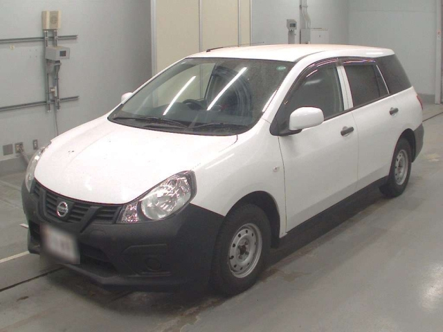 NISSAN AD