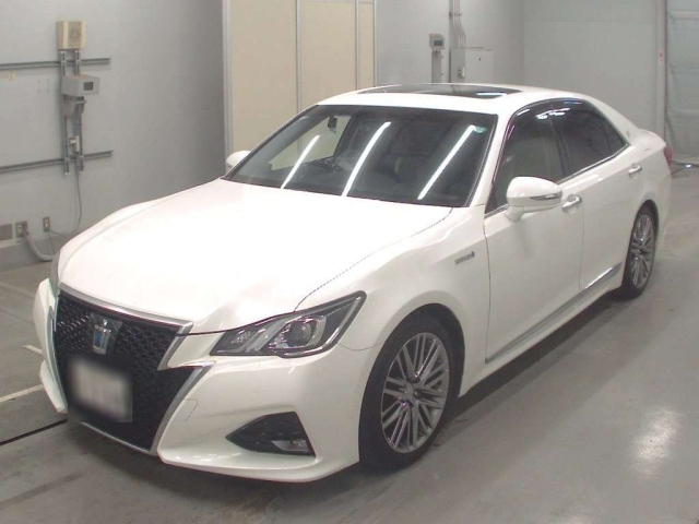 TOYOTA CROWN 2017